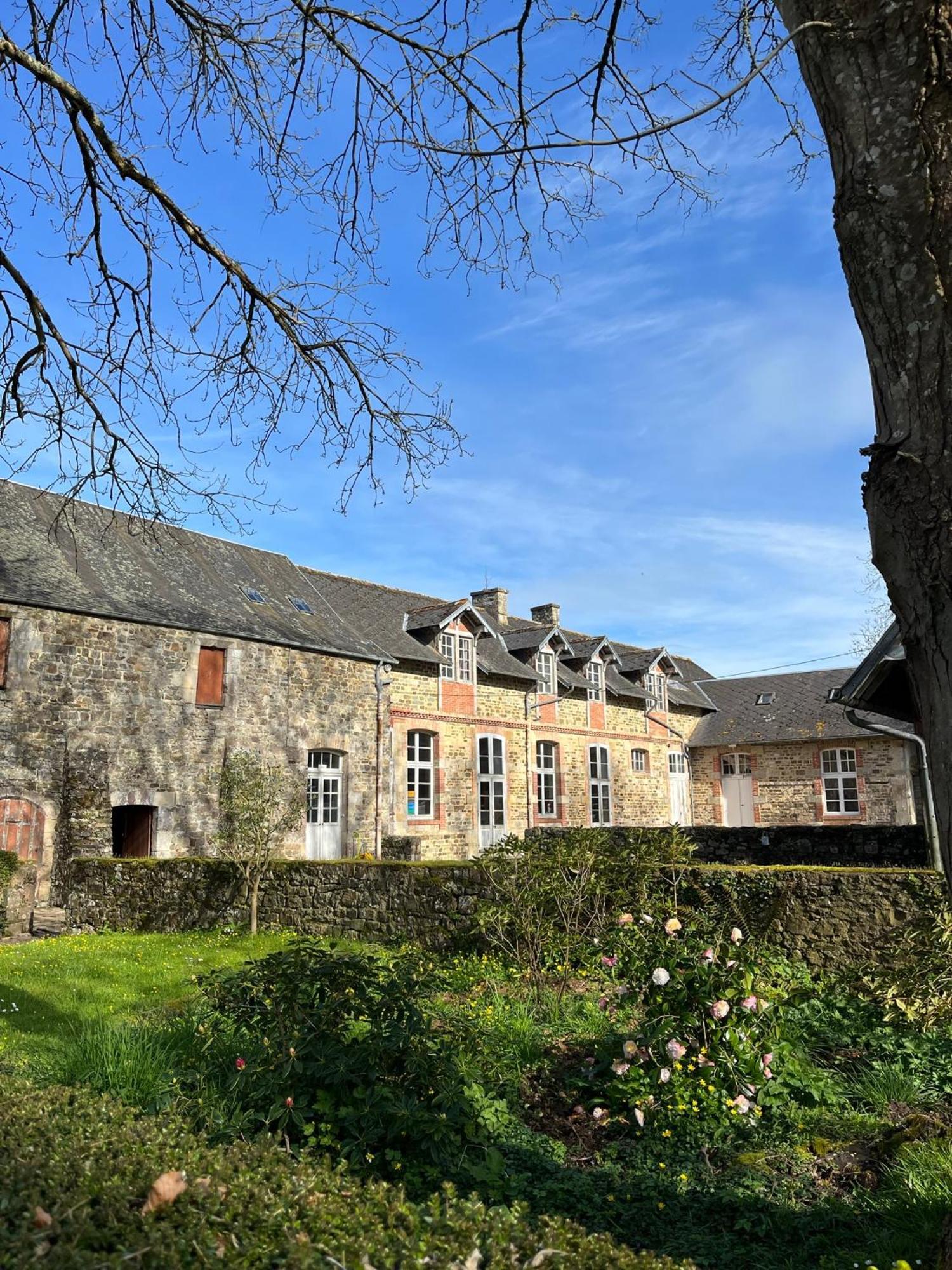 Abbaye De Blanchelande Panzió Neufmesnil Kültér fotó