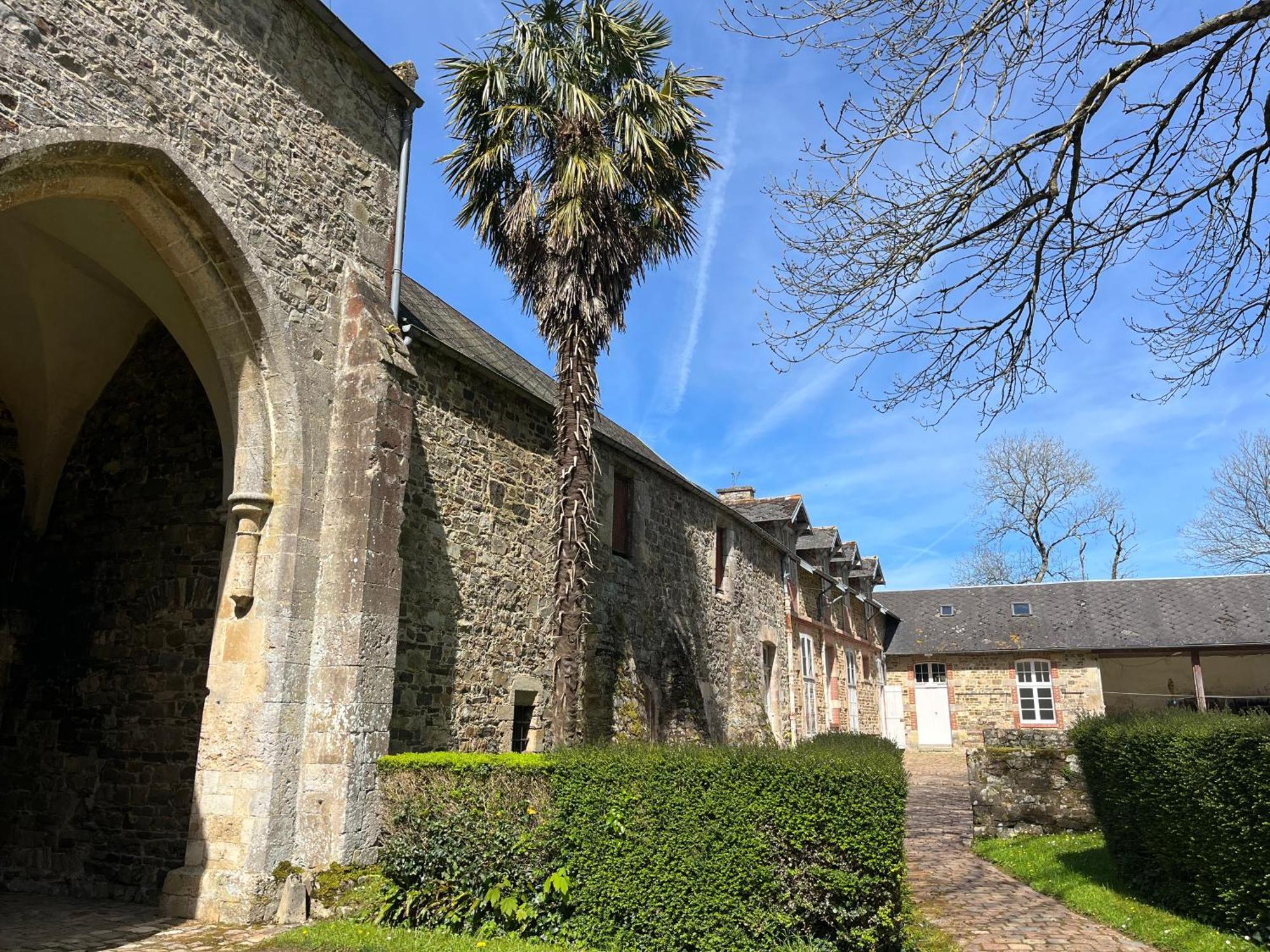 Abbaye De Blanchelande Panzió Neufmesnil Kültér fotó